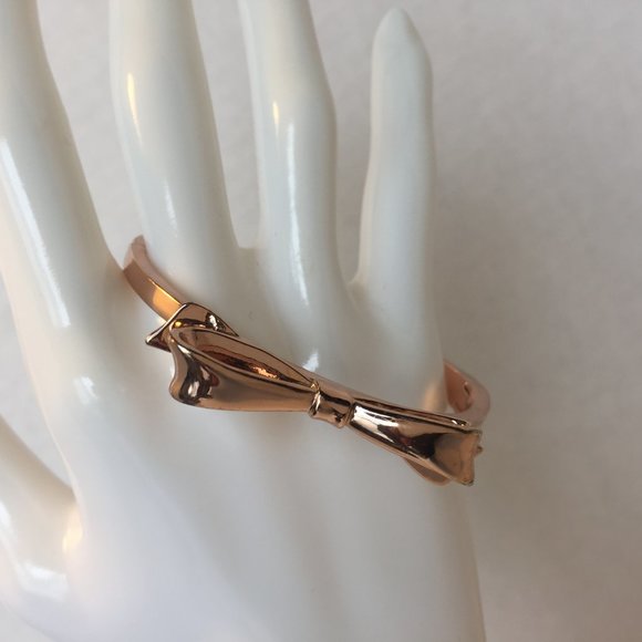 KATE SPADE Rose Gold 'Love Notes' Bangle Bracelet - Picture 5 of 8